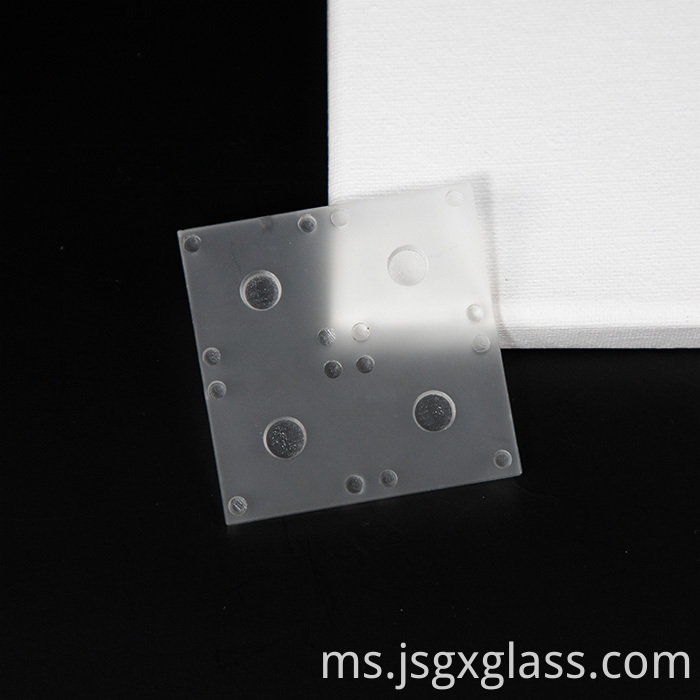 Alien Kaca 16 Alien glass 16